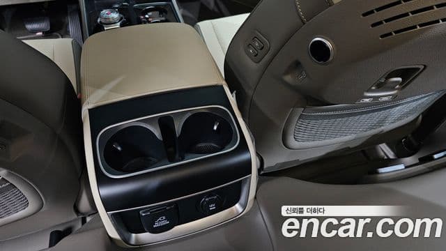 Kia Carnival 2024 — Photo 38/39