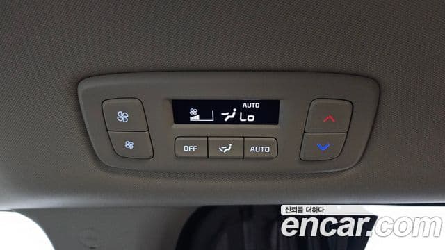 Kia Carnival 2024 — Photo 32/39