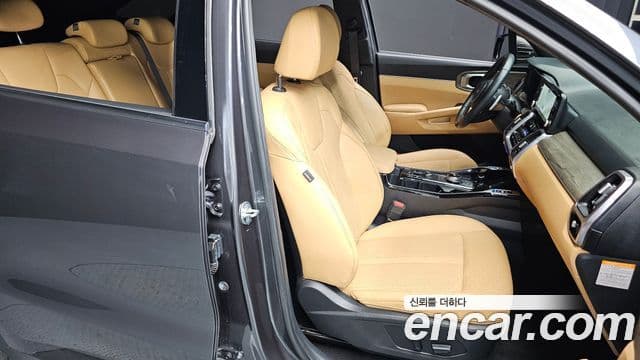 Kia Sorento 2022 — ფოტო 30/31
