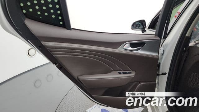 Kia Stinger Meister 2021 — Photo 3/31