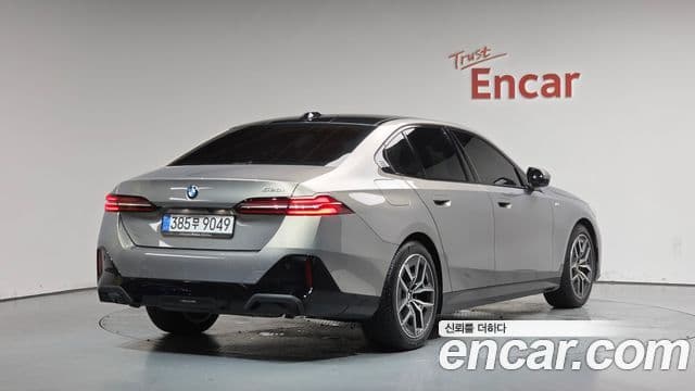 BMW 5 Series 2025 — ფოტო 2/20