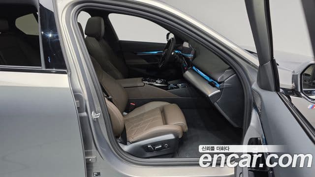 BMW 5 Series 2025 — ფოტო 11/20