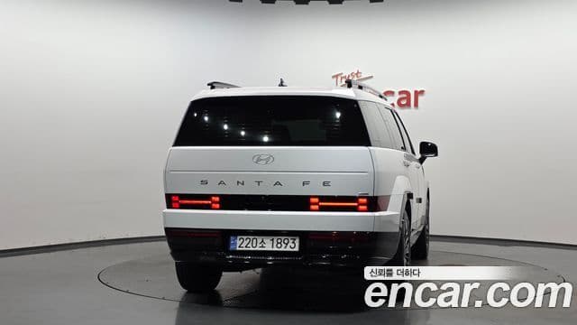 Hyundai Santa Fe 2024 — ფოტო 4/20
