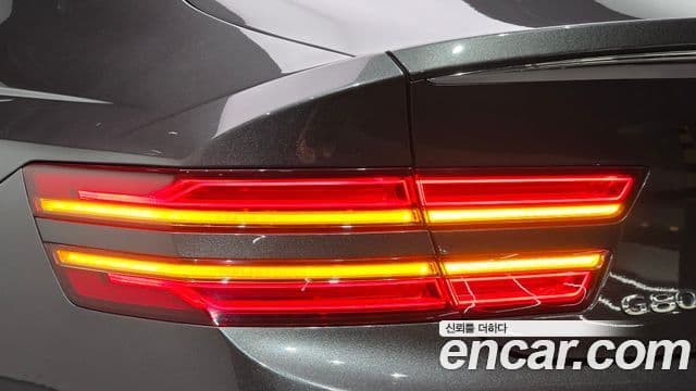 Genesis G80 2022 — Photo 7/33