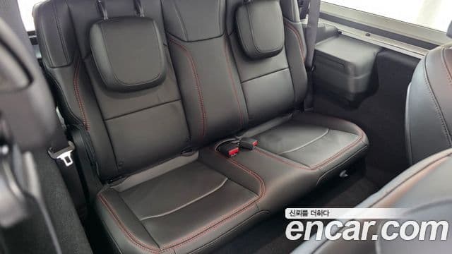 Jeep Wrangler 2025 — Şəkil 27/30