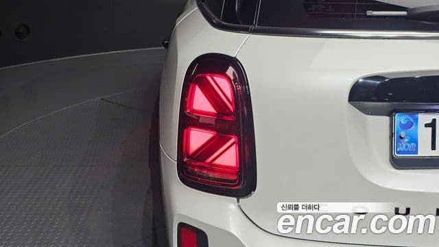Mini Cooper S Countryman 2023 — Şəkil 17/34