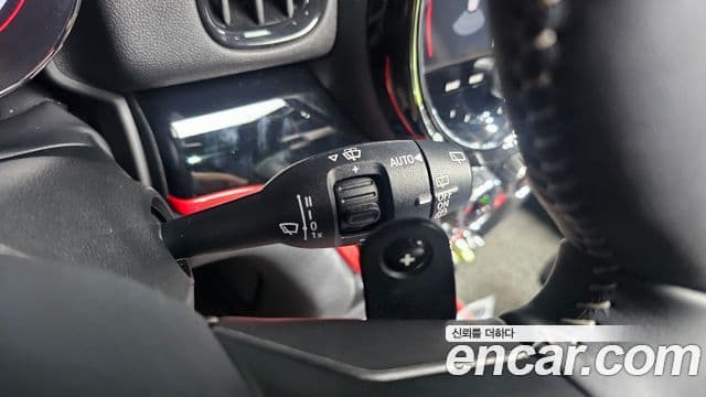 Mini Cooper S Countryman 2023 — Şəkil 28/34