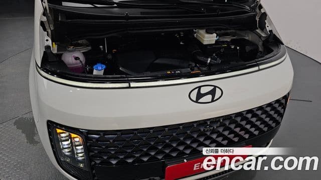 Hyundai Staria 2025 — ფოტო 6/20