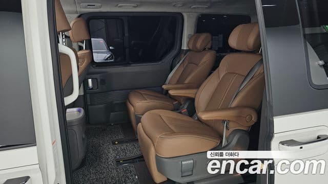 Hyundai Staria 2025 — ფოტო 12/20