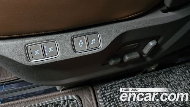 Hyundai Staria 2025 — ფოტო 19/20