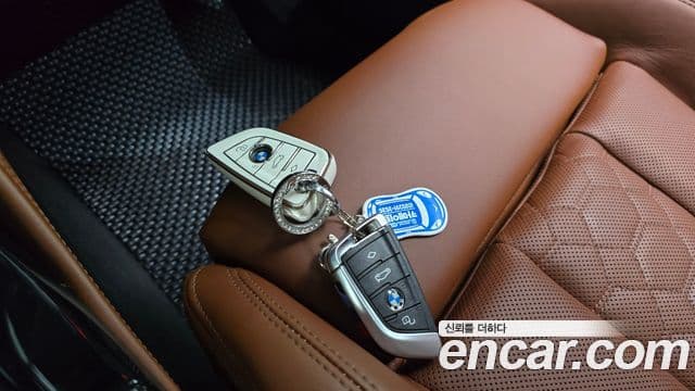 BMW X4 2021 — ფოტო 15/20