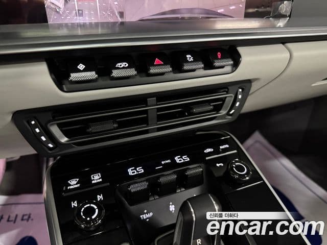 Porsche 911 2024 — Photo 13/16