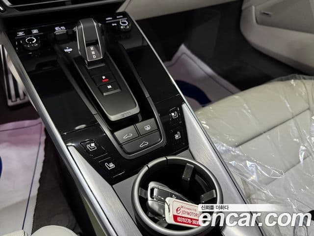 Porsche 911 2024 — Photo 15/16