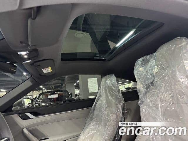 Porsche 911 2024 — Photo 3/16