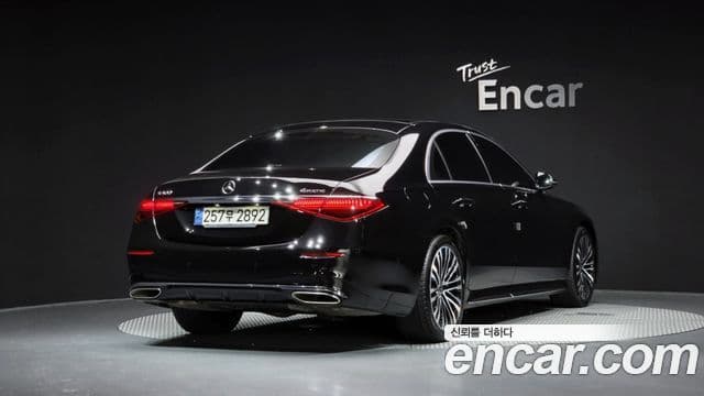 Mercedes-Benz S-Class 2022 — Фото 2/20