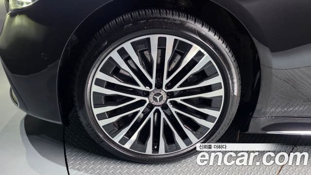 Mercedes-Benz S-Class 2022 — Фото 5/20