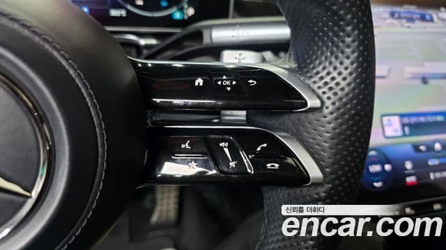 Mercedes-Benz S-Class 2022 — Photo 6/37