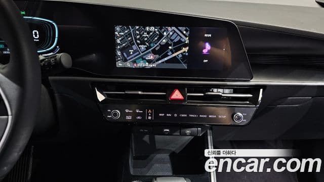 Kia Niro 2022 — Фото 14/20