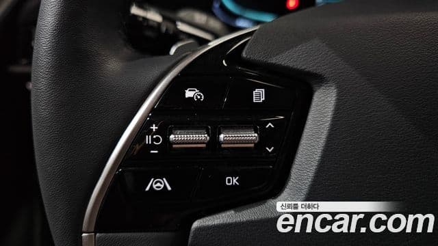 Kia Niro 2022 — Фото 18/20