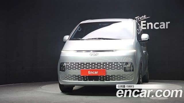 Hyundai Staria 2022 — Şəkil 3/20