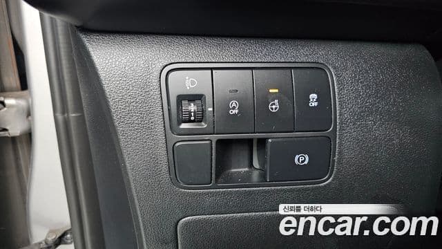 Hyundai Staria 2022 — Photo 30/32