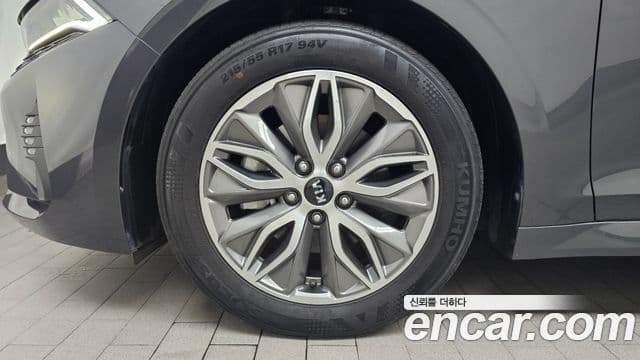 Kia K5 2021 — фото 5 из 20