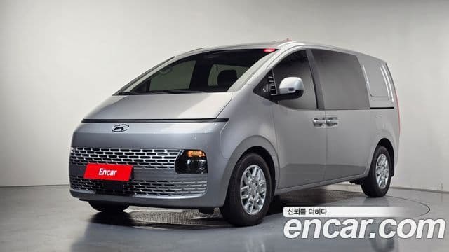 Hyundai Staria 2022 — Фото 1/20