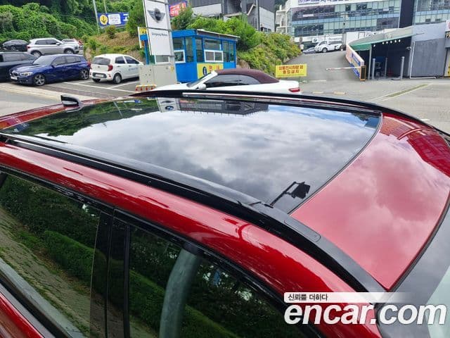 Land Rover Discovery Sport 2022 — Şəkil 10/11