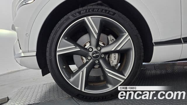 Genesis GV80 2024 — Photo 22/38