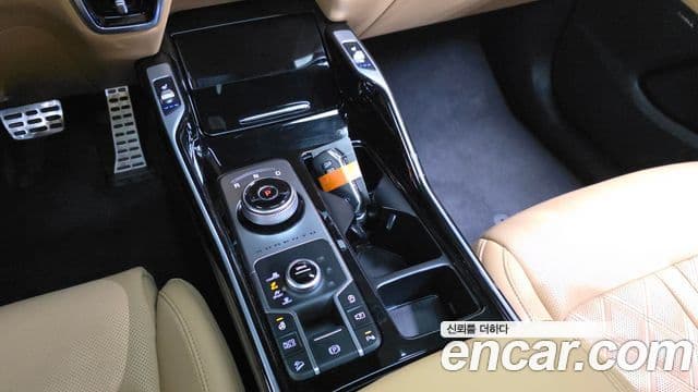 Kia Sorento 2021 — Фото 9/20