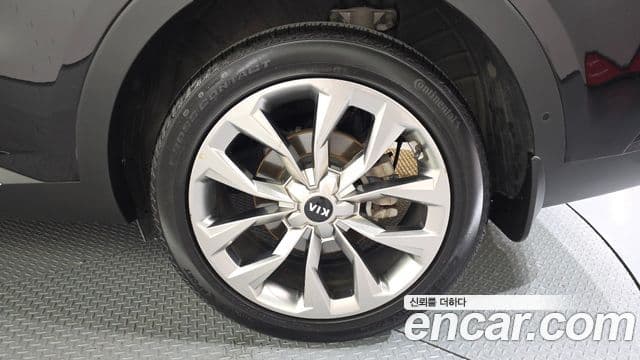 Kia Sorento 2021 — Şəkil 33/35