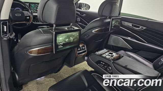 Kia The K9 2018 — Photo 10/32