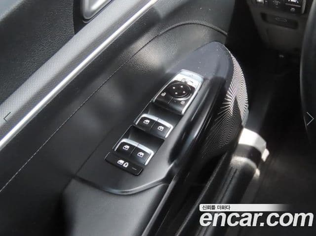 Kia K5 2023 — Şəkil 12/20