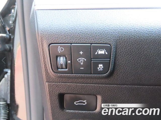 Kia K5 2023 — Şəkil 13/20