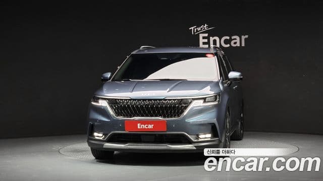 Kia Carnival 2023 — Фото 3/20