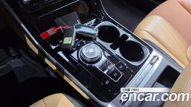 Kia Carnival 2023 — Фото 9/20