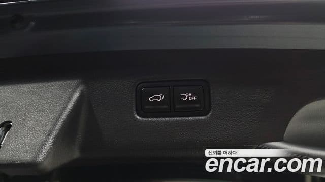 Kia Carnival 2023 — Фото 20/20