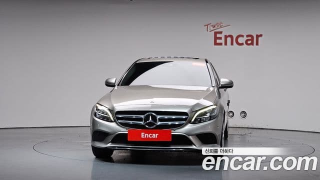 Mercedes-Benz C-Class 2020 — Фото 3/20