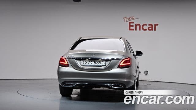 Mercedes-Benz C-Class 2020 — Фото 4/20