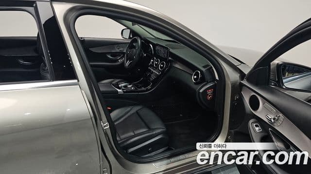 Mercedes-Benz C-Class 2020 — Фото 11/20