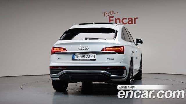 Audi Q5 2023 — ფოტო 4/20