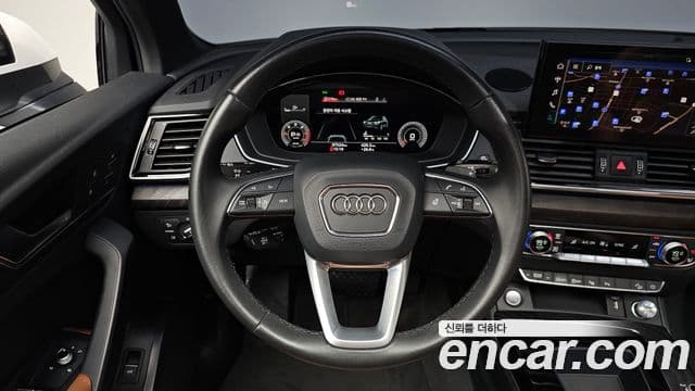 Audi Q5 2023 — ფოტო 13/20
