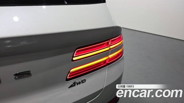 Genesis GV80 2022 — Şəkil 23/32
