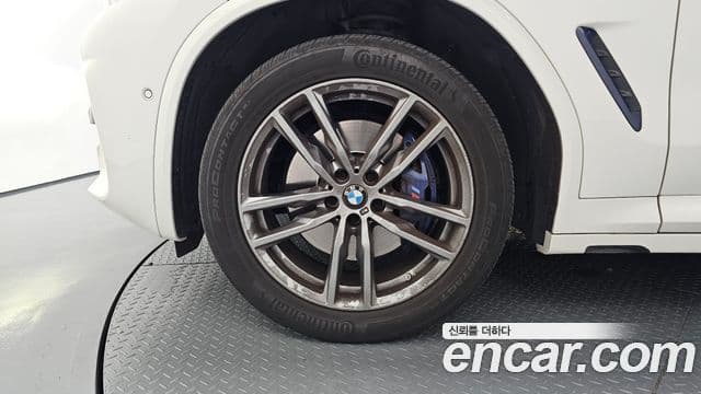 BMW X3 2019 — ფოტო 12/37