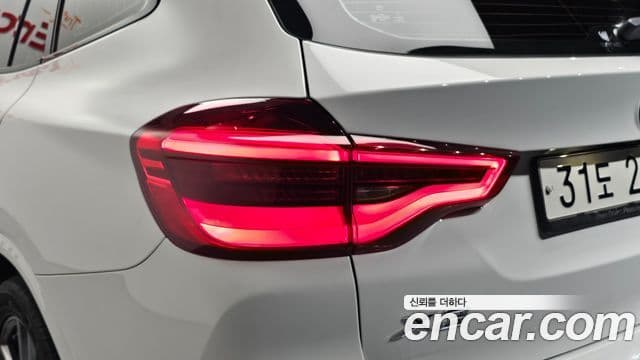 BMW X3 2019 — ფოტო 9/37