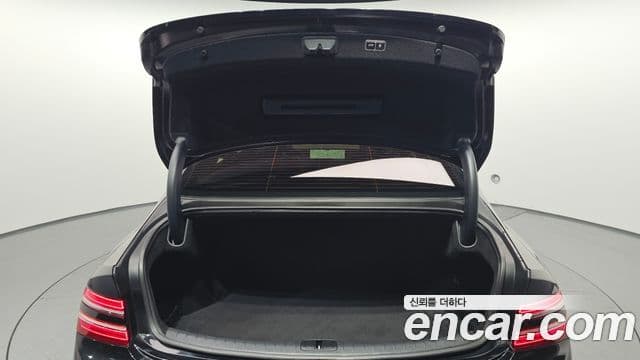 Genesis Electrified G80 2023 — фото 20 из 20