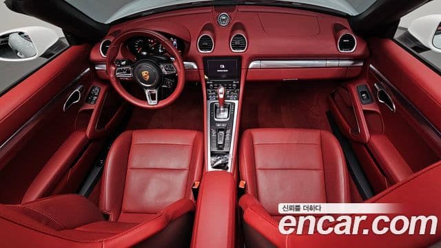 Porsche 718 Boxster 2023 — Фото 7/20