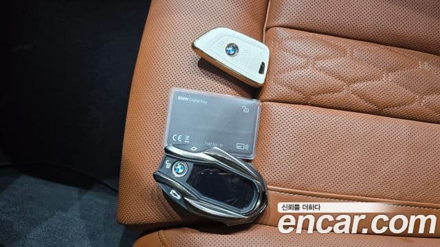BMW X7 2022 — Фото 16/20