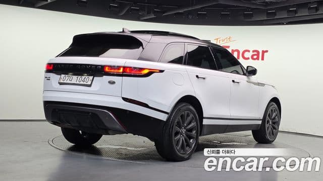 Land Rover Range Rover Velar 2018 — Photo 20/20