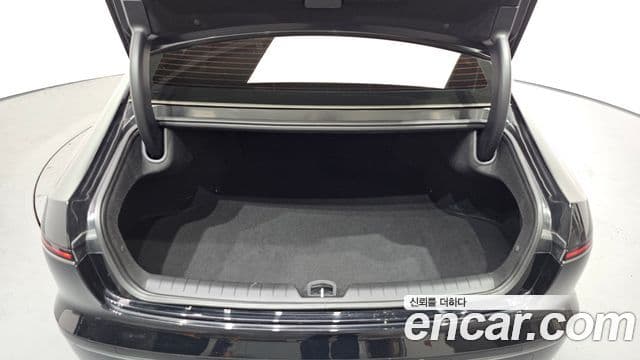Hyundai Grandeur 2023 — Şəkil 16/20